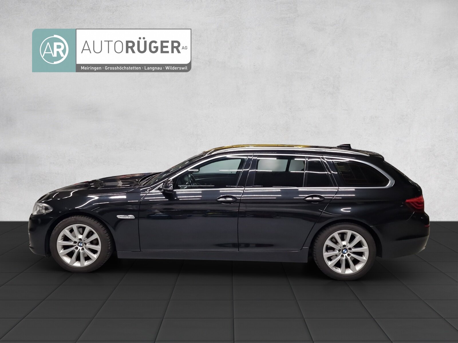 BMW 530d Touring Luxury Line Steptronic, Diesel, Occasioni / Usate, Automatico - 3