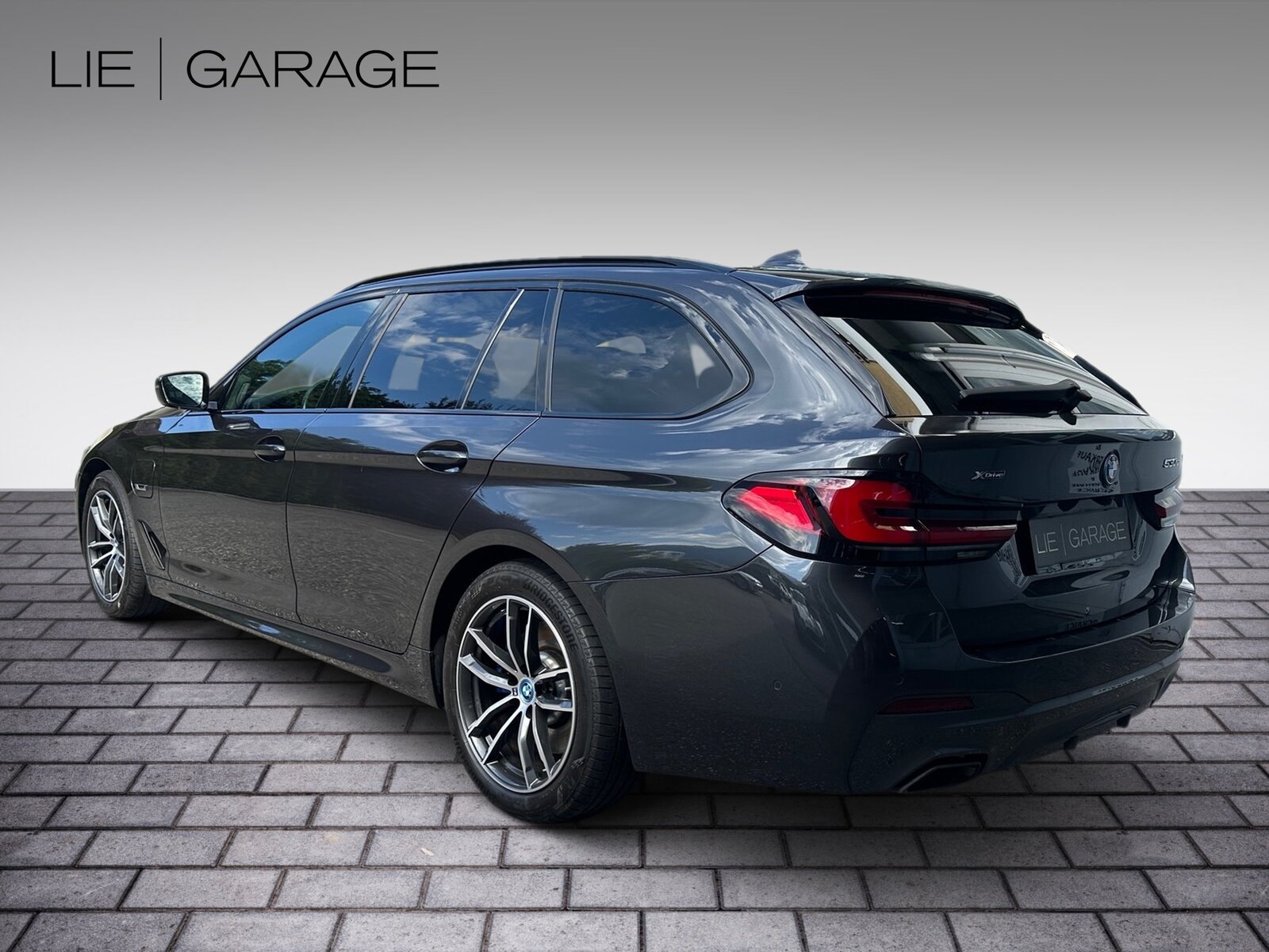 BMW 530e Touring Pure M Sport Steptronic, Hybride Rechargeable Essence/Électricité, Occasion / Utilisé, Automatique - 4