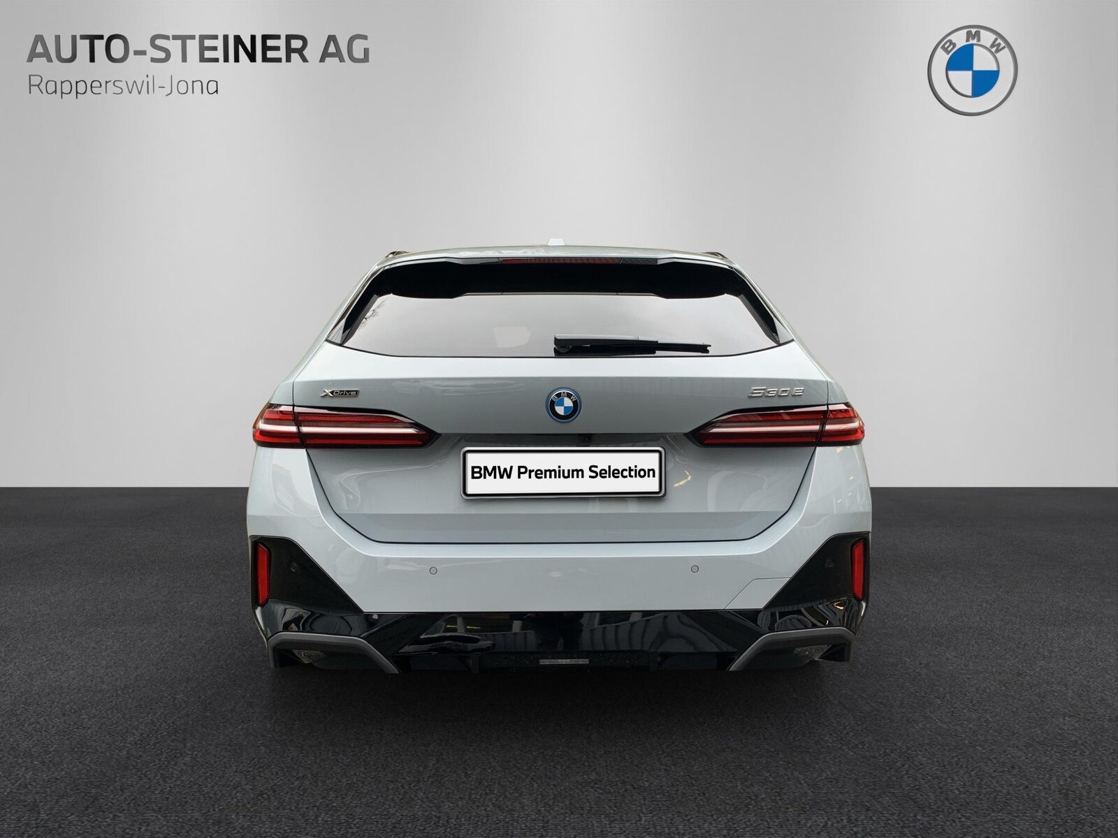 BMW 530e xDrive Touring M Sport, Plug-in-Hybrid Petrol/Electric, Second hand / Used, Automatic - 4