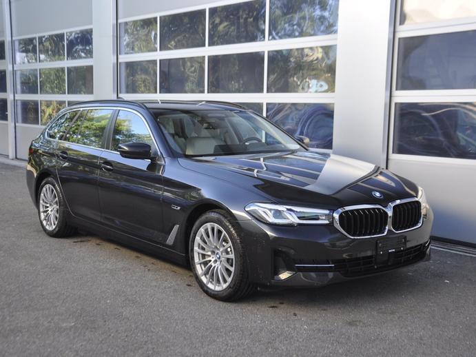 BMW 530e Touring Steptronic, Plug-in-Hybrid Benzin/Elektro, Occasion / Gebraucht, Automatik