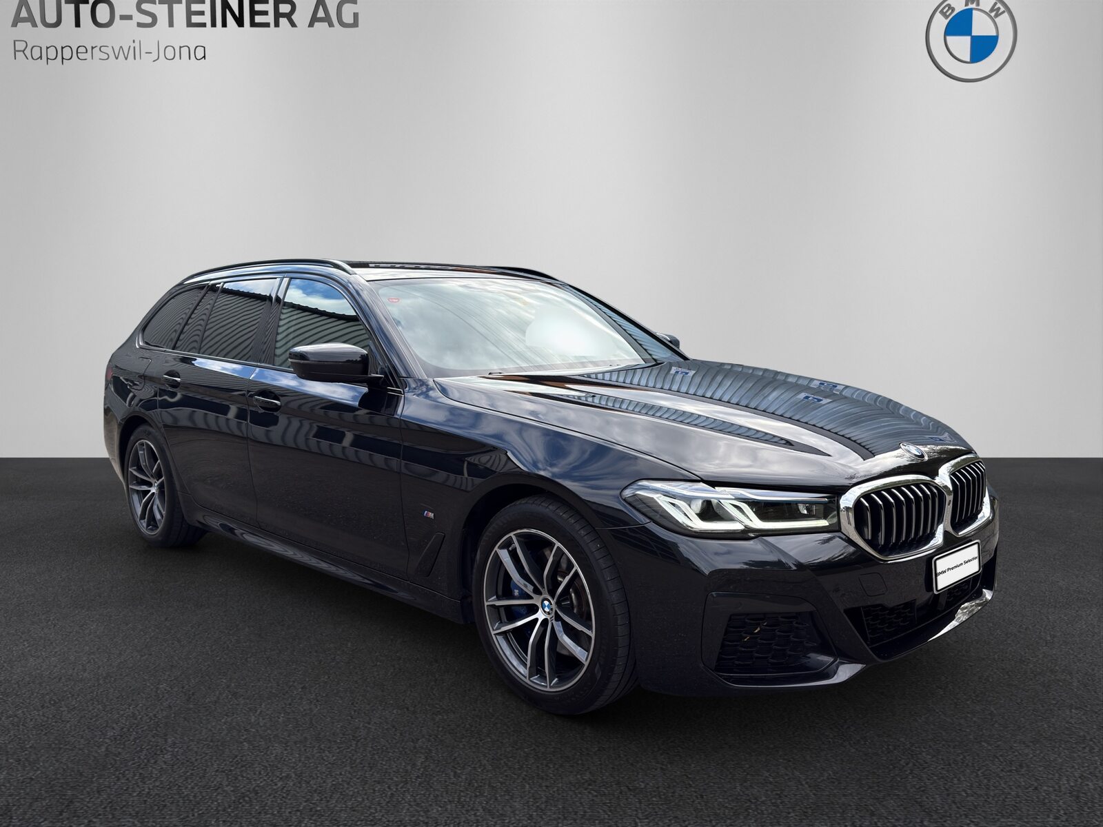 BMW 530e xDrive Touring M Sport Steptronic, Plug-in-Hybrid Petrol/Electric, Second hand / Used, Automatic - 7