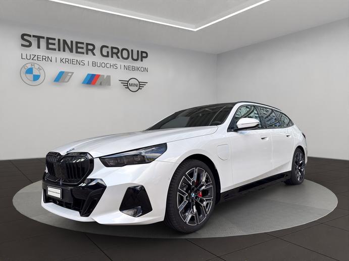 BMW 530e Touring M Sport Pro Steptronic, Plug-in-Hybrid Benzina/Elettrica, Occasioni / Usate, Automatico