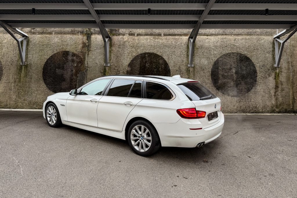 BMW 530d xDrive Steptronic Touring, Diesel, Occasion / Utilisé, Automatique - 4