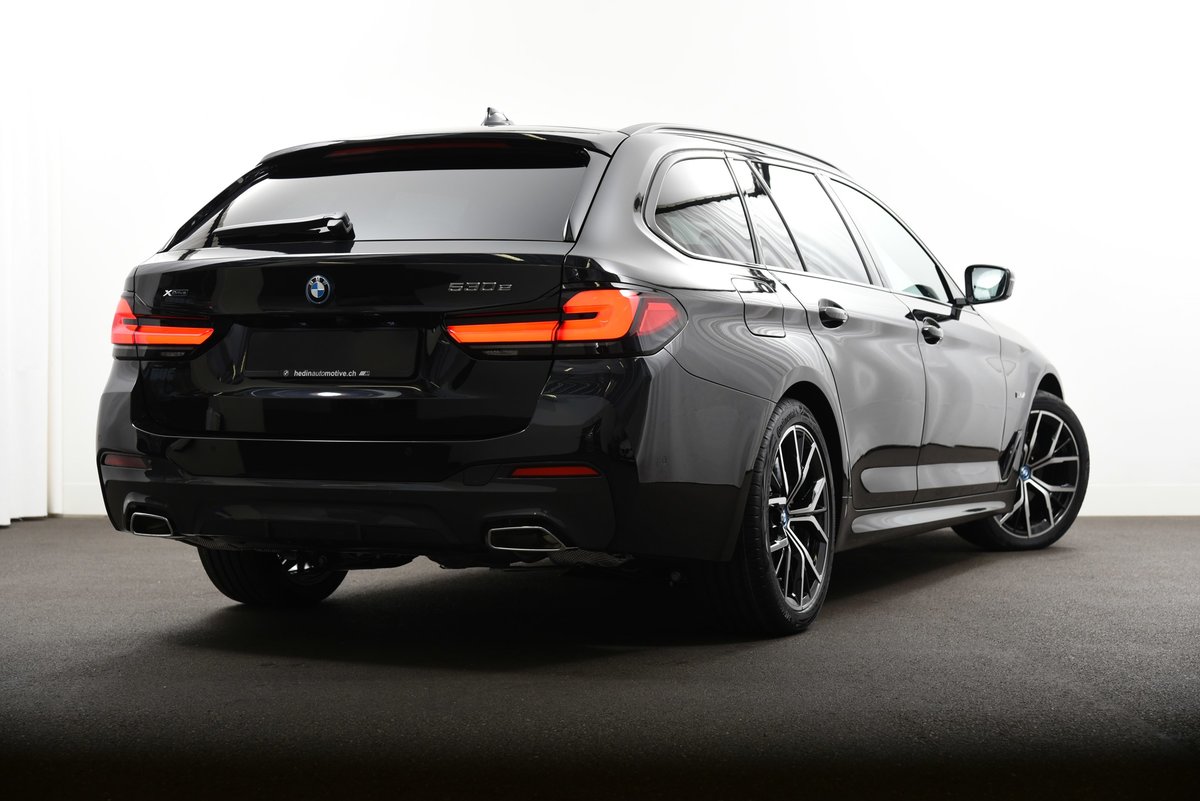 BMW 530e Touring Pure M Sport Steptronic, Plug-in-Hybrid Benzin/Elektro, Vorführwagen, Automatik - 2