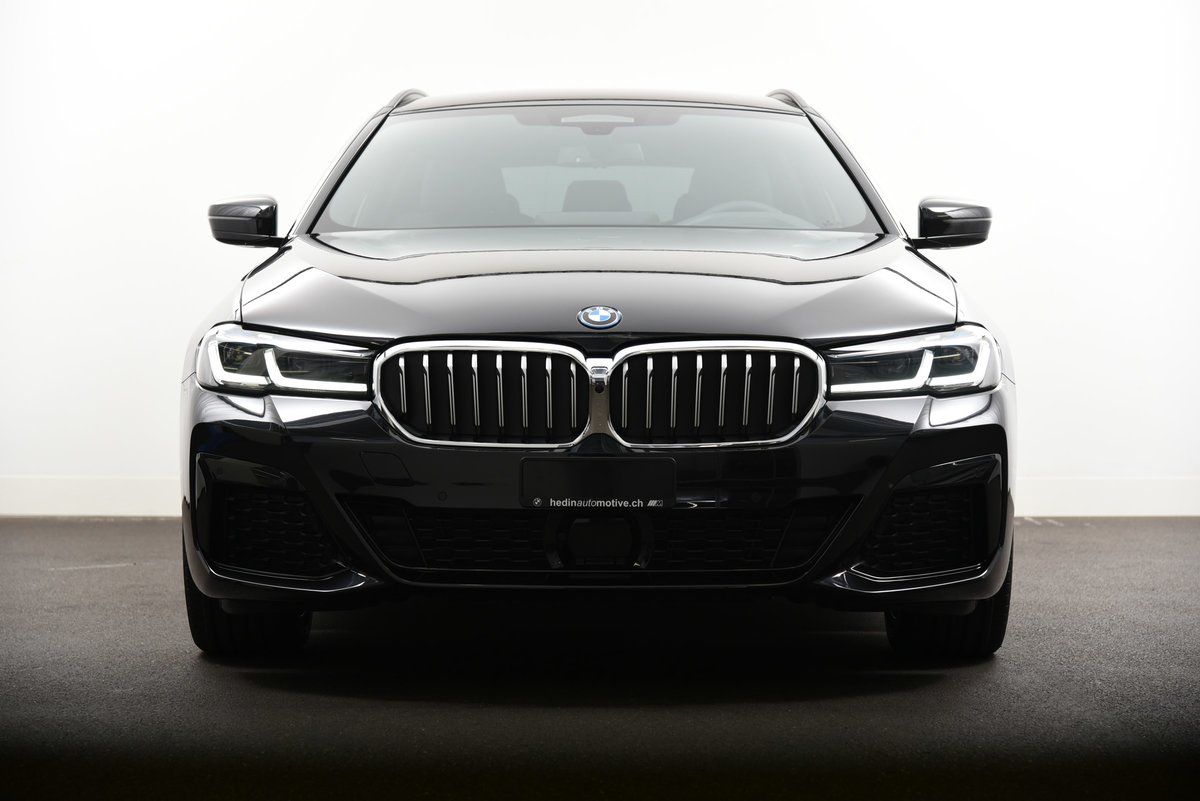 BMW 530e Touring Pure M Sport Steptronic, Plug-in-Hybrid Benzin/Elektro, Vorführwagen, Automatik - 4