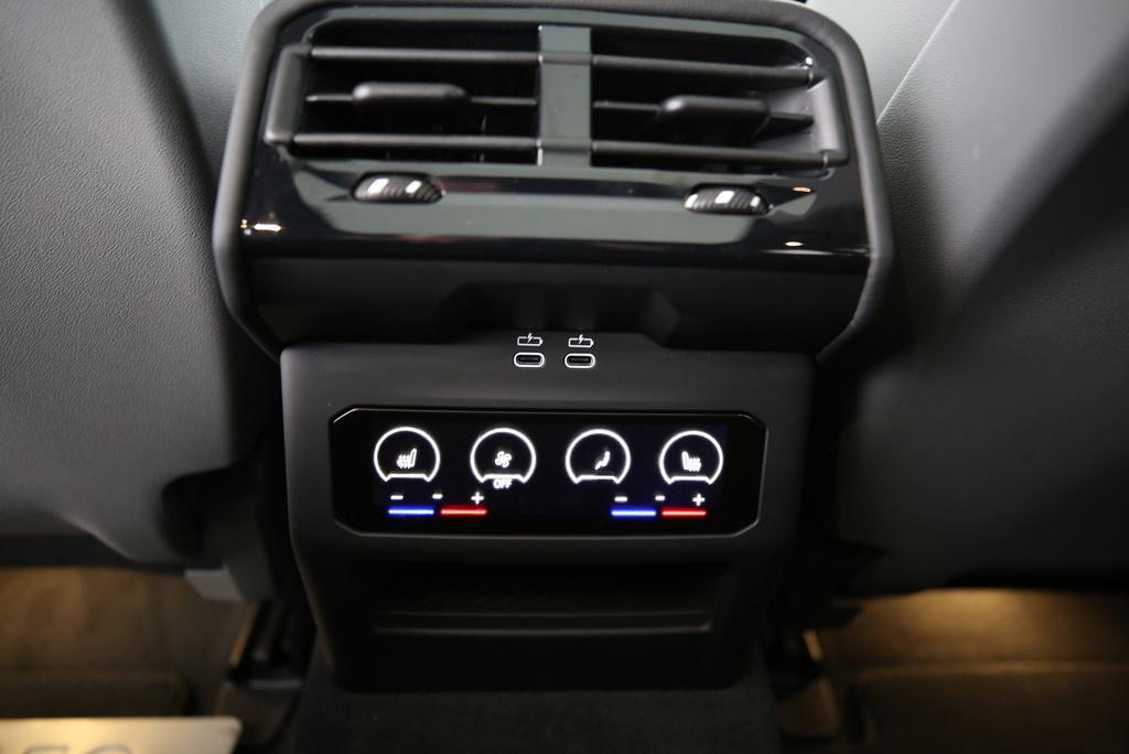 BMW 530e xDrive Touring, Plug-in-Hybrid Benzina/Elettrica, Auto dimostrativa, Automatico - 6