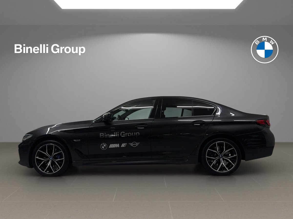 BMW 530e M Sport, Plug-in-Hybrid Benzin/Elektro, Occasion / Gebraucht, Automatik - 2