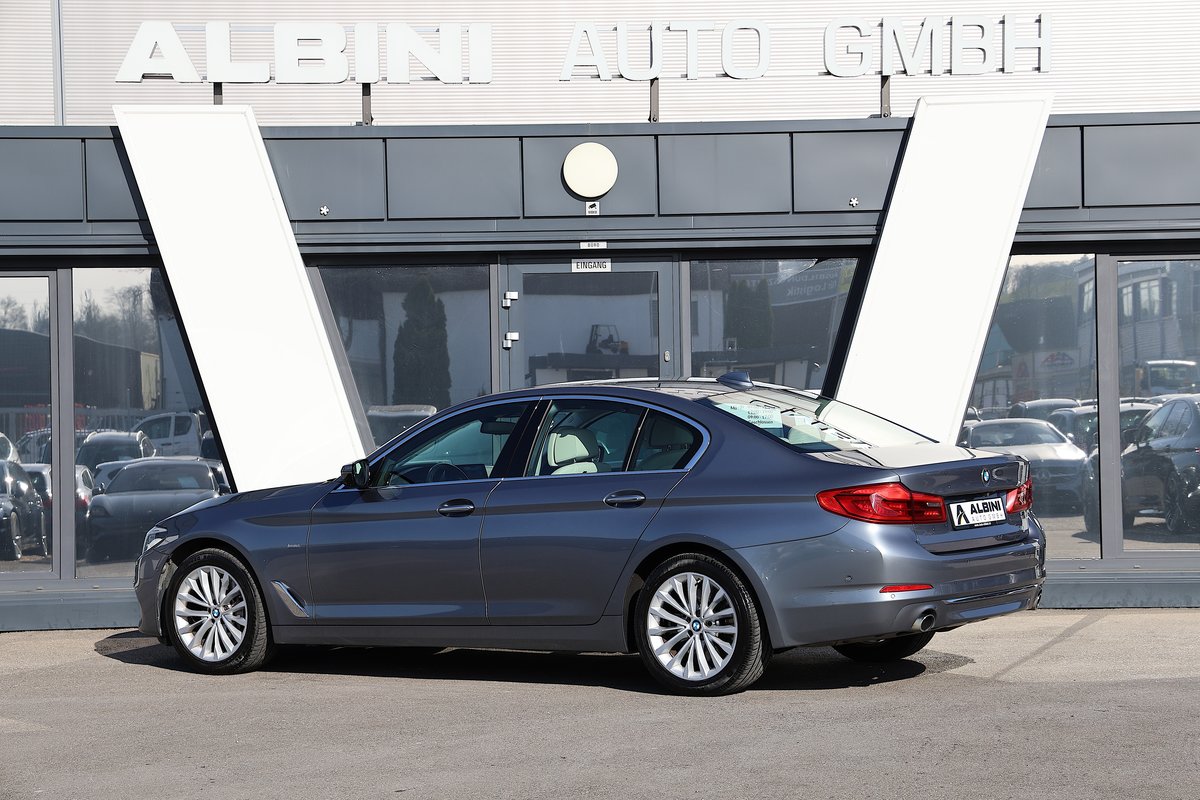 BMW 530d Luxury Line *Traumausstattung* Steptronic, Diesel, Occasion / Gebraucht, Automatik - 4