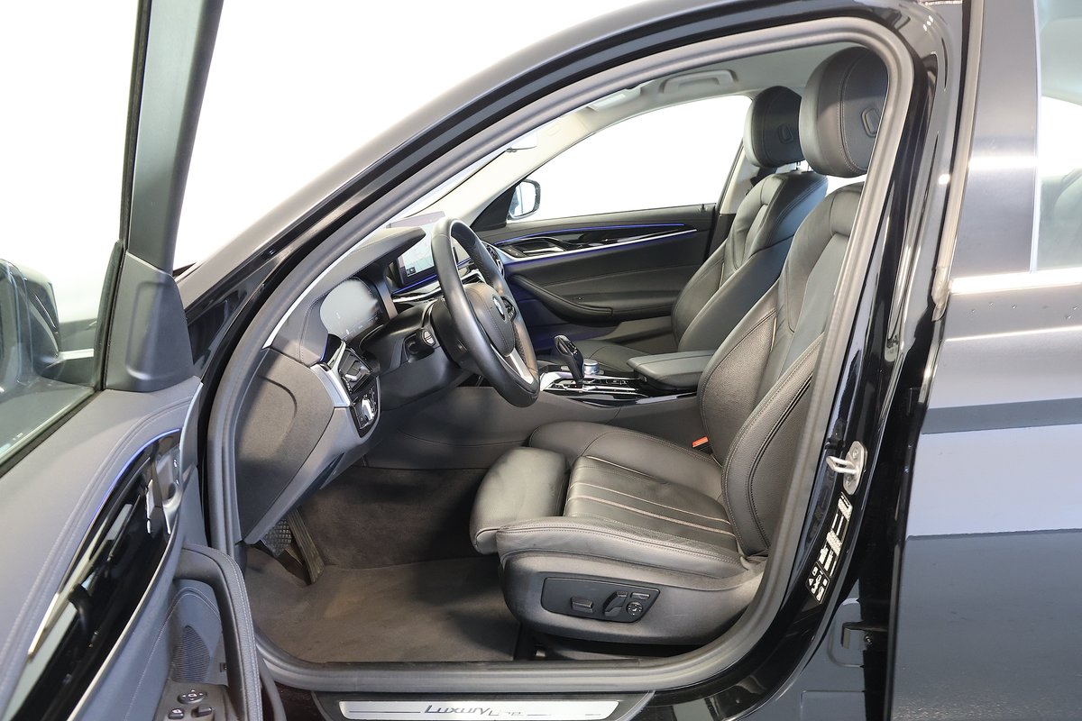 BMW 530i 48V Luxury Line Steptronic, Hybride Léger Essence/Électricité, Occasion / Utilisé, Automatique - 7
