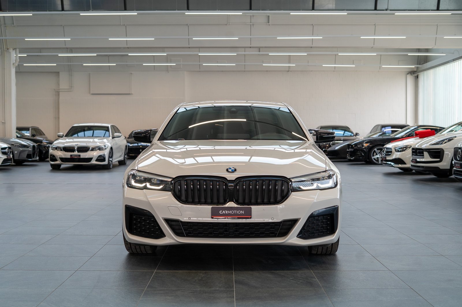 BMW 530i SAG M-Sport / Rückfahrkamera / El.Sitze / A, Essence, Occasion / Utilisé, Automatique - 2