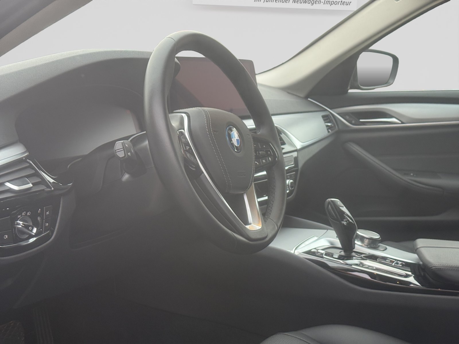 BMW 530e Steptronic, Plug-in-Hybrid Petrol/Electric, Second hand / Used, Automatic - 4