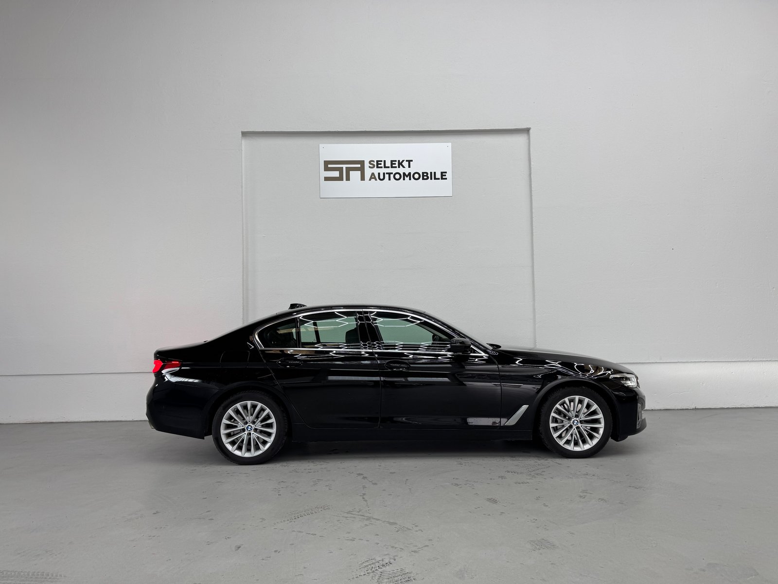 BMW 530d 48V Luxury Line Steptronic Ab 524.35/Mt.*, Mild-Hybrid Diesel/Elektro, Occasion / Gebraucht, Automatik - 7