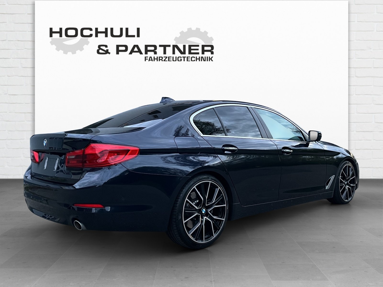 BMW 530d Luxury Line Steptronic, Diesel, Occasioni / Usate, Automatico - 4
