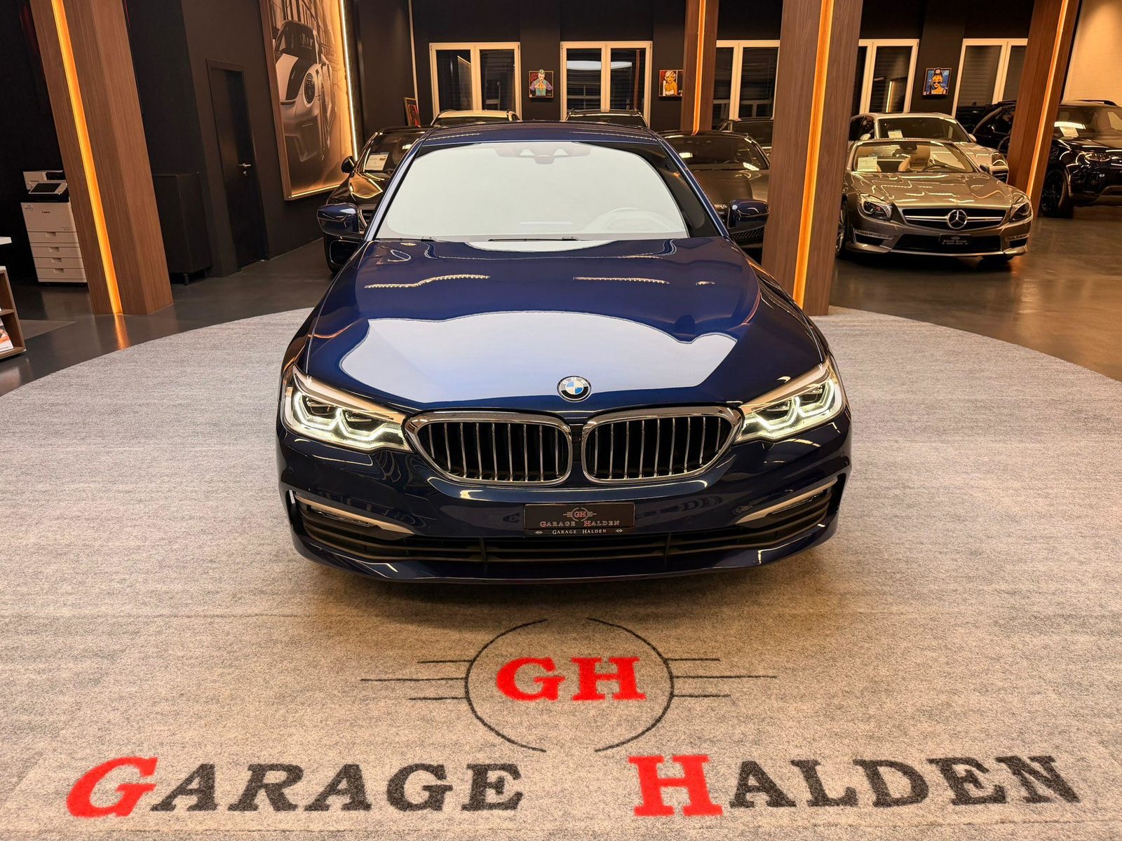 BMW 530i xDrive, Benzin, Occasion / Gebraucht, Automatik - 3