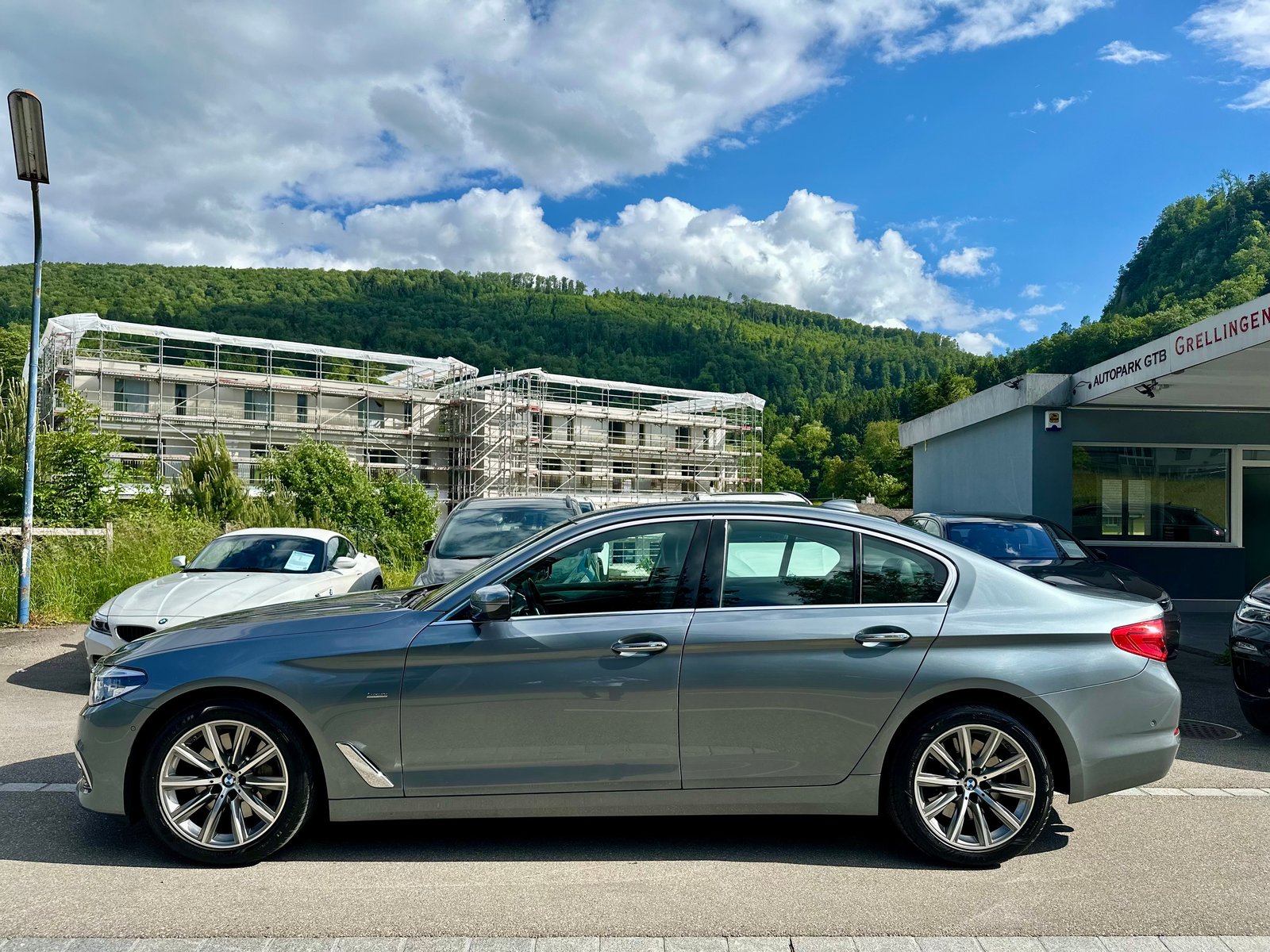 BMW 530d Luxury Line Steptronic, Diesel, Occasion / Gebraucht, Automatik - 2