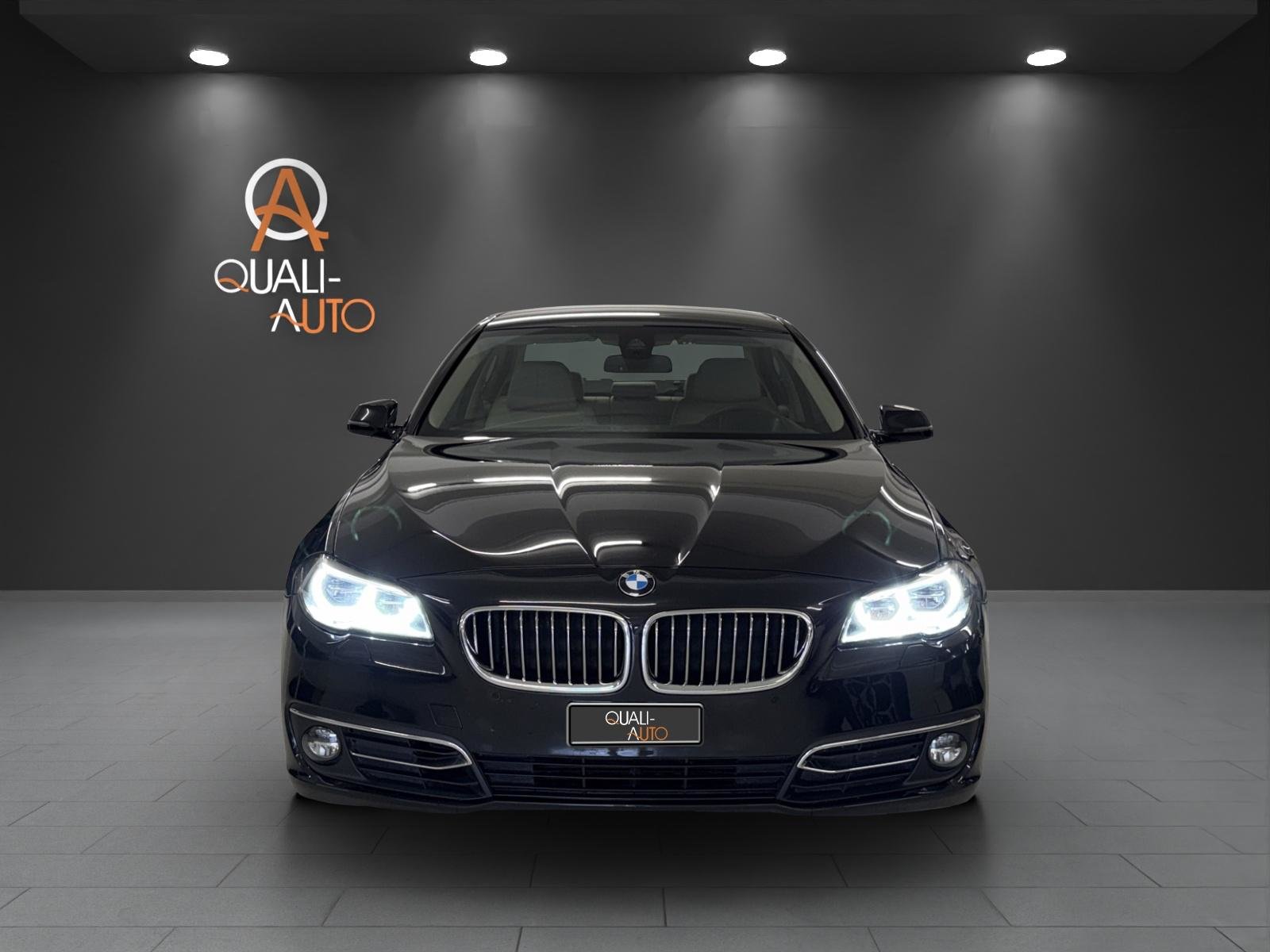 BMW 530d Luxury Line Steptronic, Diesel, Occasion / Gebraucht, Automatik - 2