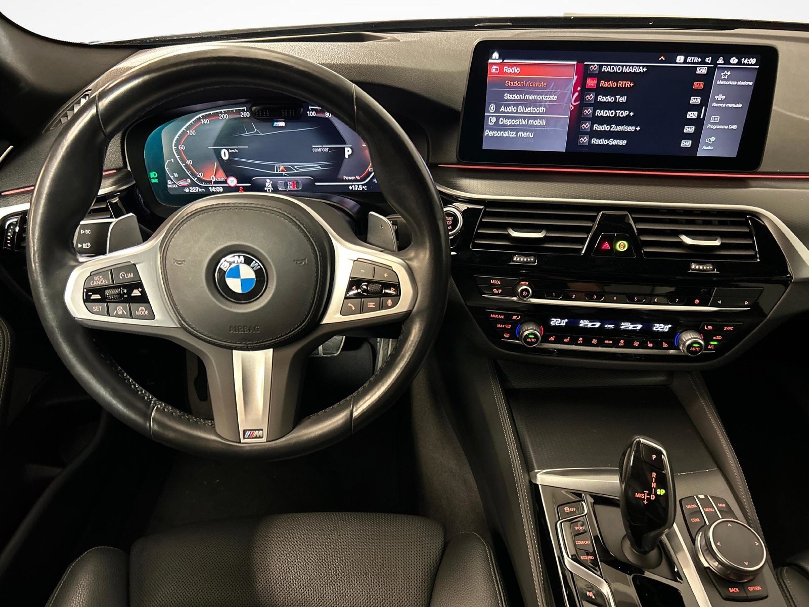 BMW 530d xDrive, Mild-Hybrid Diesel/Electric, Second hand / Used, Automatic - 6