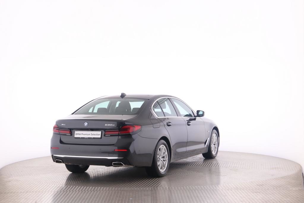 BMW 530e xDrive, Plug-in-Hybrid Petrol/Electric, Second hand / Used, Automatic - 2