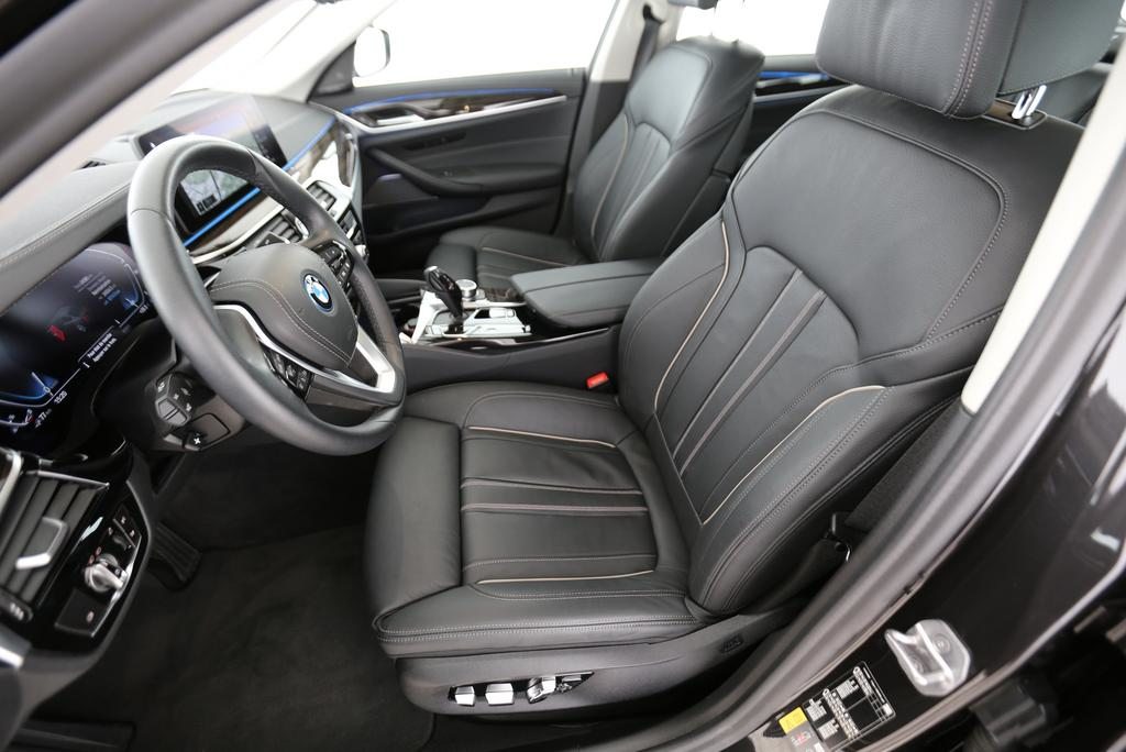 BMW 530e xDrive, Plug-in-Hybrid Petrol/Electric, Second hand / Used, Automatic - 3