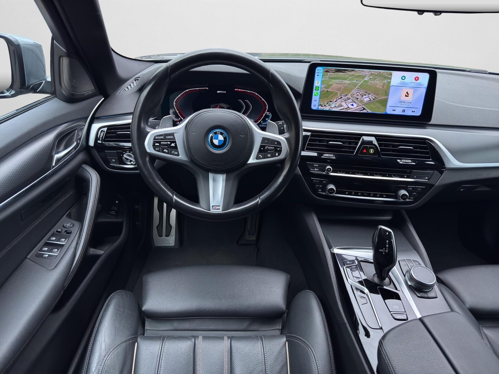 BMW 530e xDrive M-Sport Steptronic, Plug-in-Hybrid Benzin/Elektro, Occasion / Gebraucht, Automatik - 4