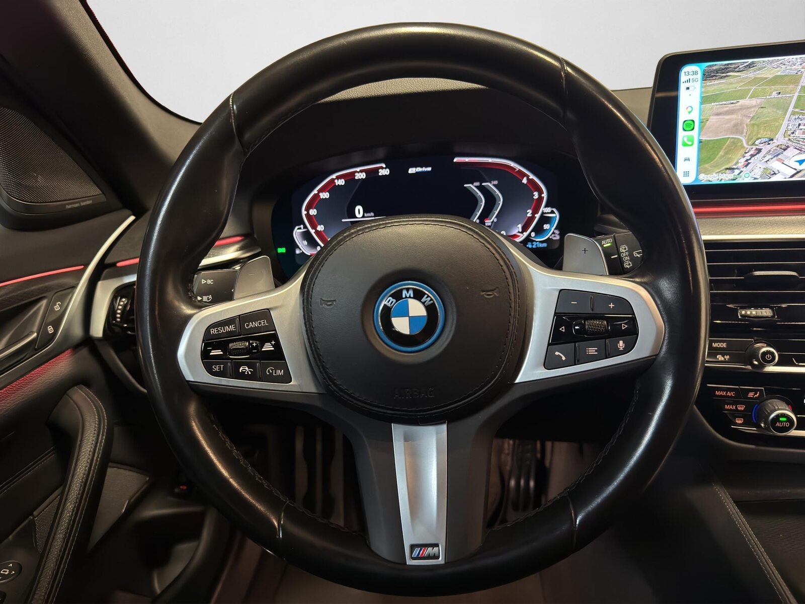 BMW 530e xDrive M-Sport Steptronic, Plug-in-Hybrid Benzin/Elektro, Occasion / Gebraucht, Automatik - 5