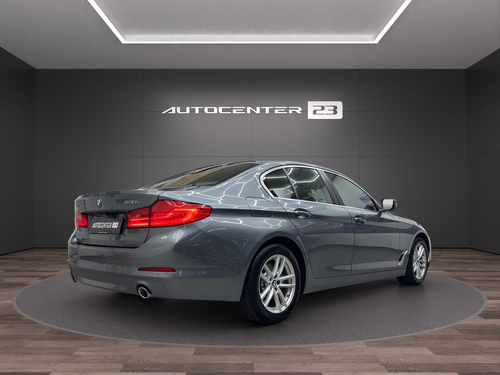 BMW 530e Steptronic, Plug-in-Hybrid Benzin/Elektro, Occasion / Gebraucht, Automatik - 5