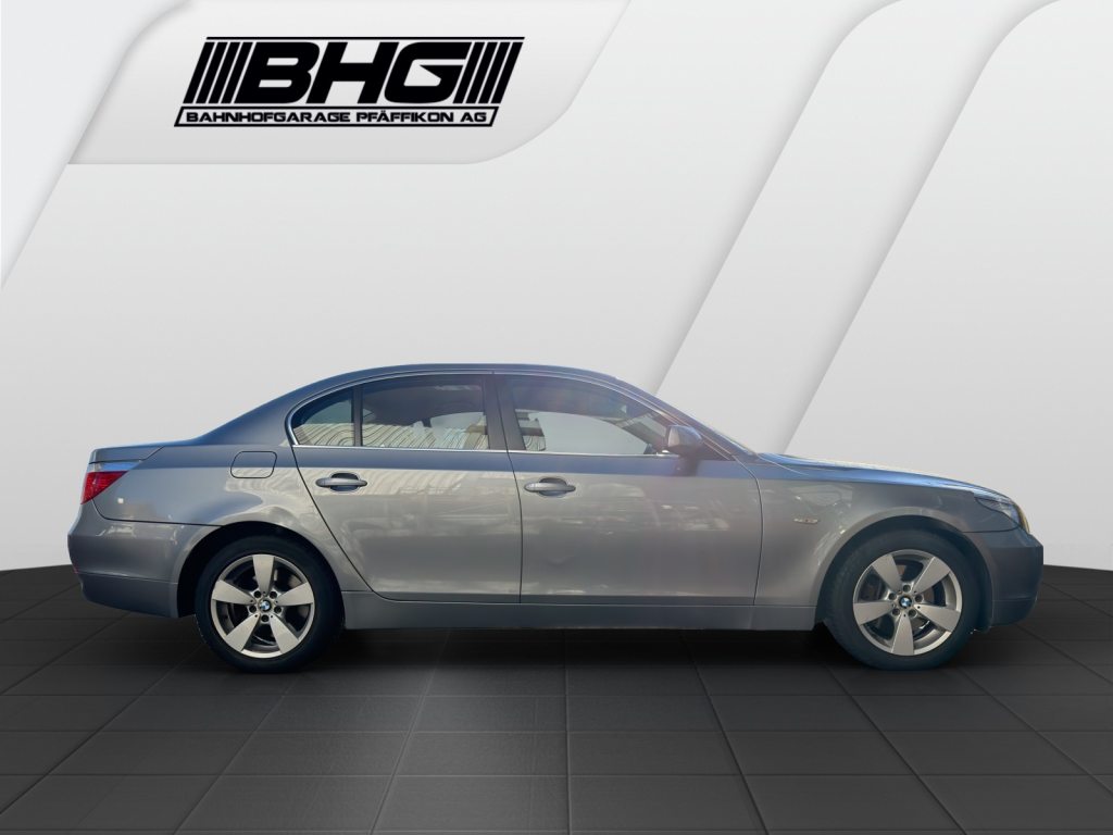 BMW 530xi, Essence, Occasion / Utilisé, Automatique - 6