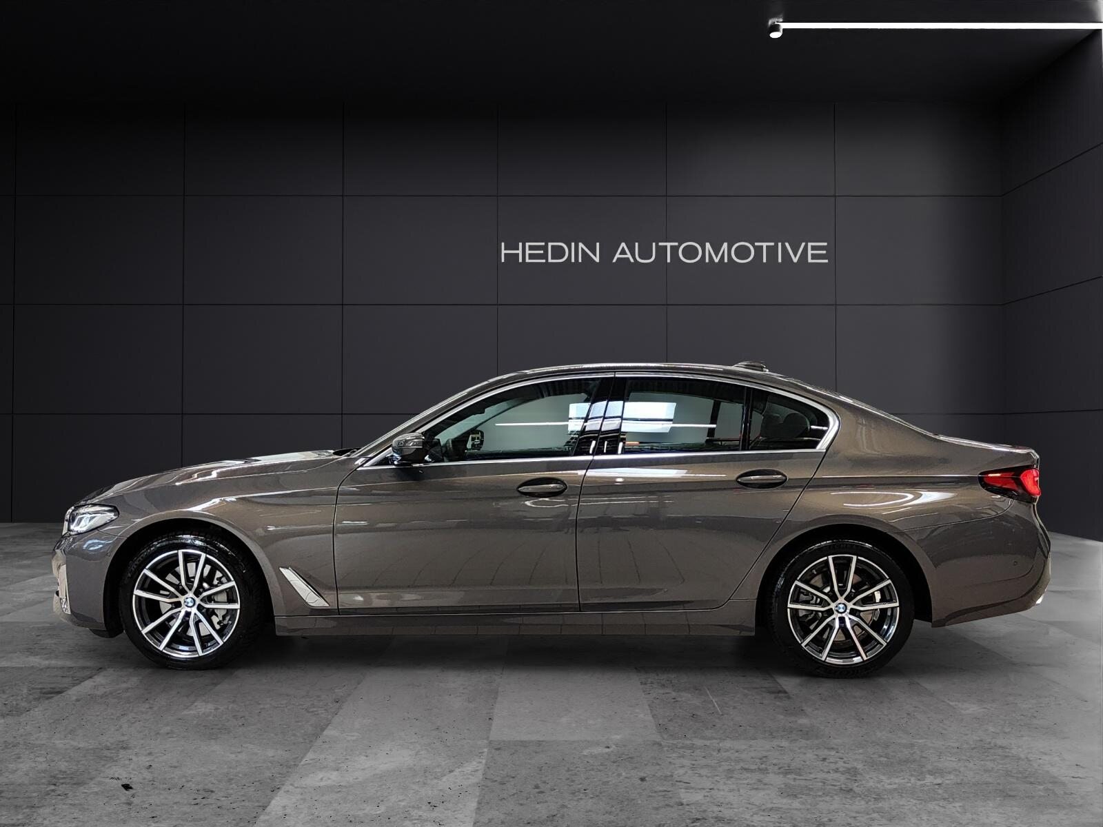 BMW 5er Reihe G30 530i xDrive MFK 24.09.2026, Mild-Hybrid Benzin/Elektro, Occasion / Gebraucht, Automatik - 2
