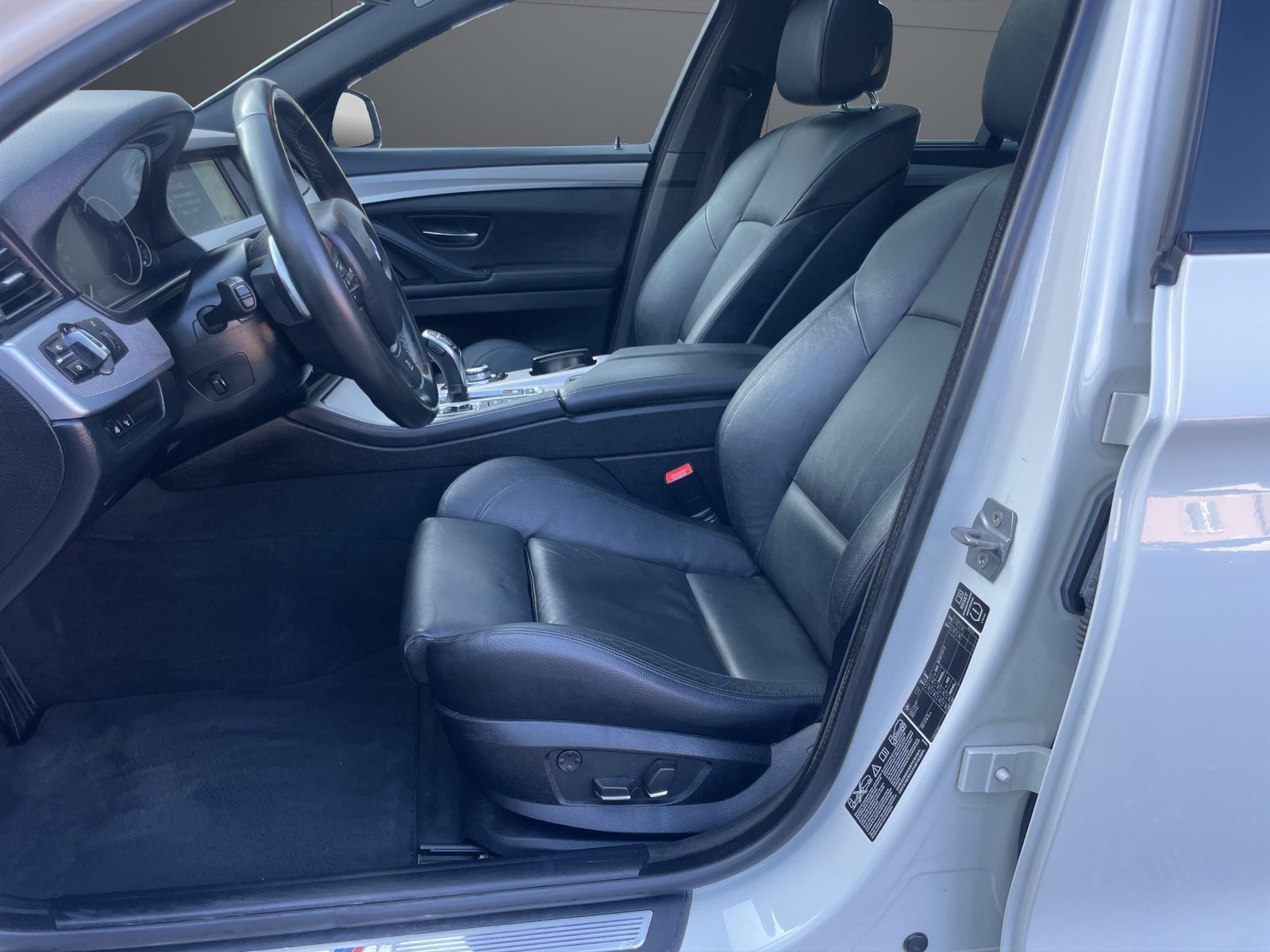 BMW 535d M Sport Touring Steptronic, Diesel, Occasion / Utilisé, Automatique - 6