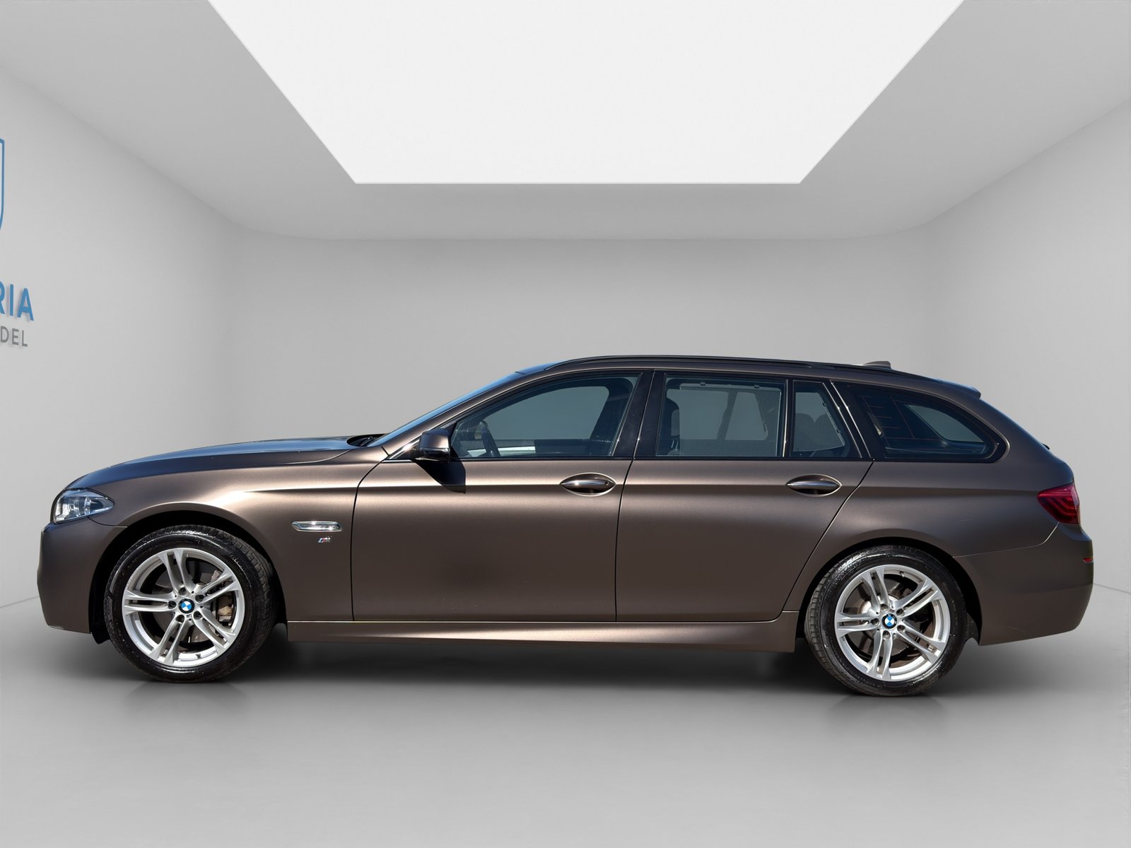 BMW 535d Touring M Paket Steptronic, Diesel, Second hand / Used, Automatic - 2