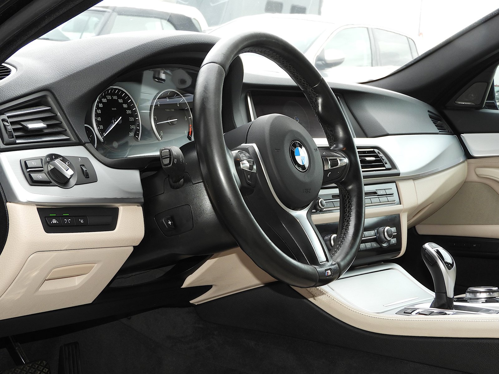 BMW 535d Touring M Paket Steptr. I CH FZ I MFK 17.03., Diesel, Occasion / Gebraucht, Automatik - 7