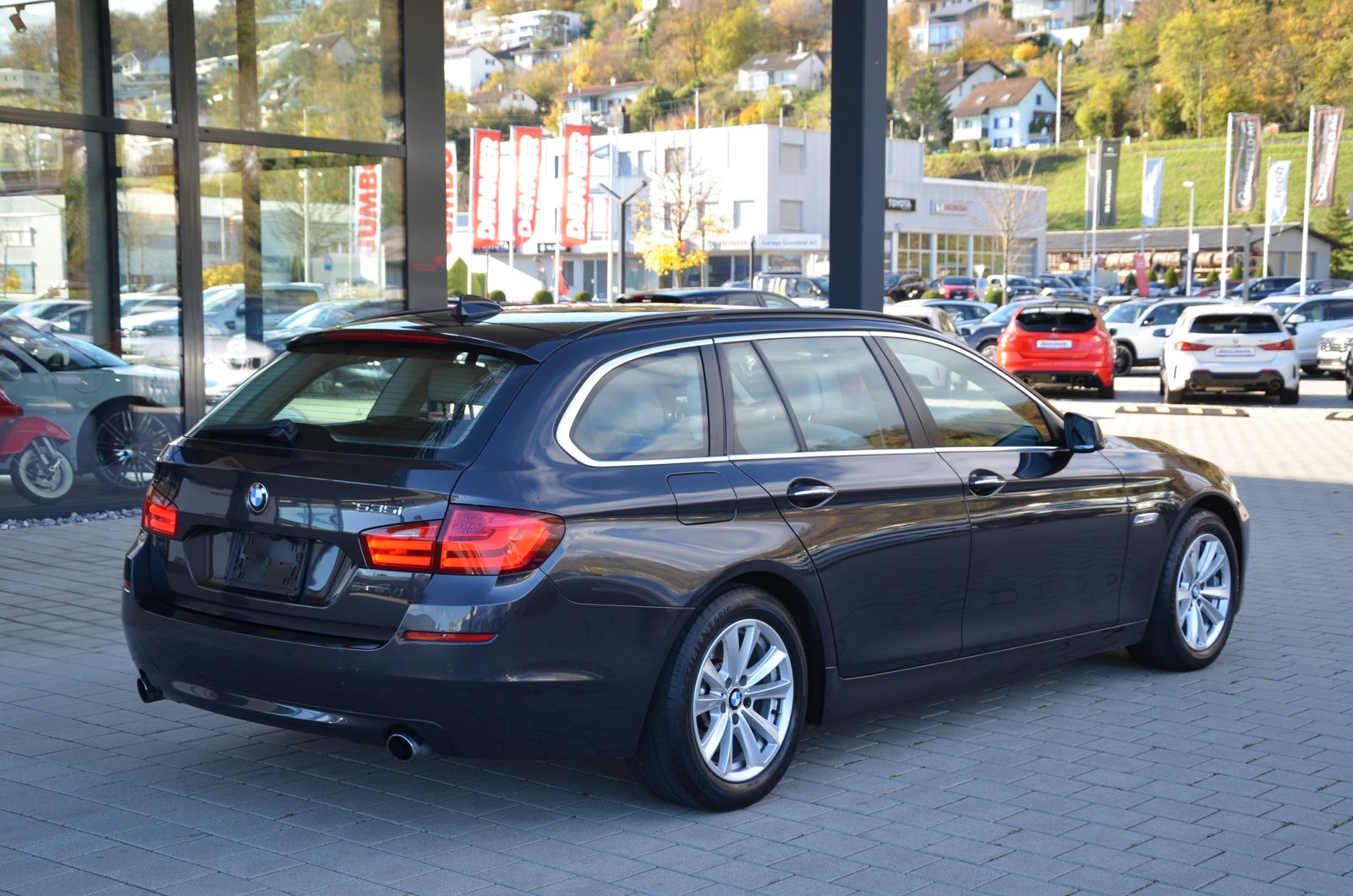 BMW 535i Touring Steptronic, Benzin, Occasion / Gebraucht, Automatik - 5