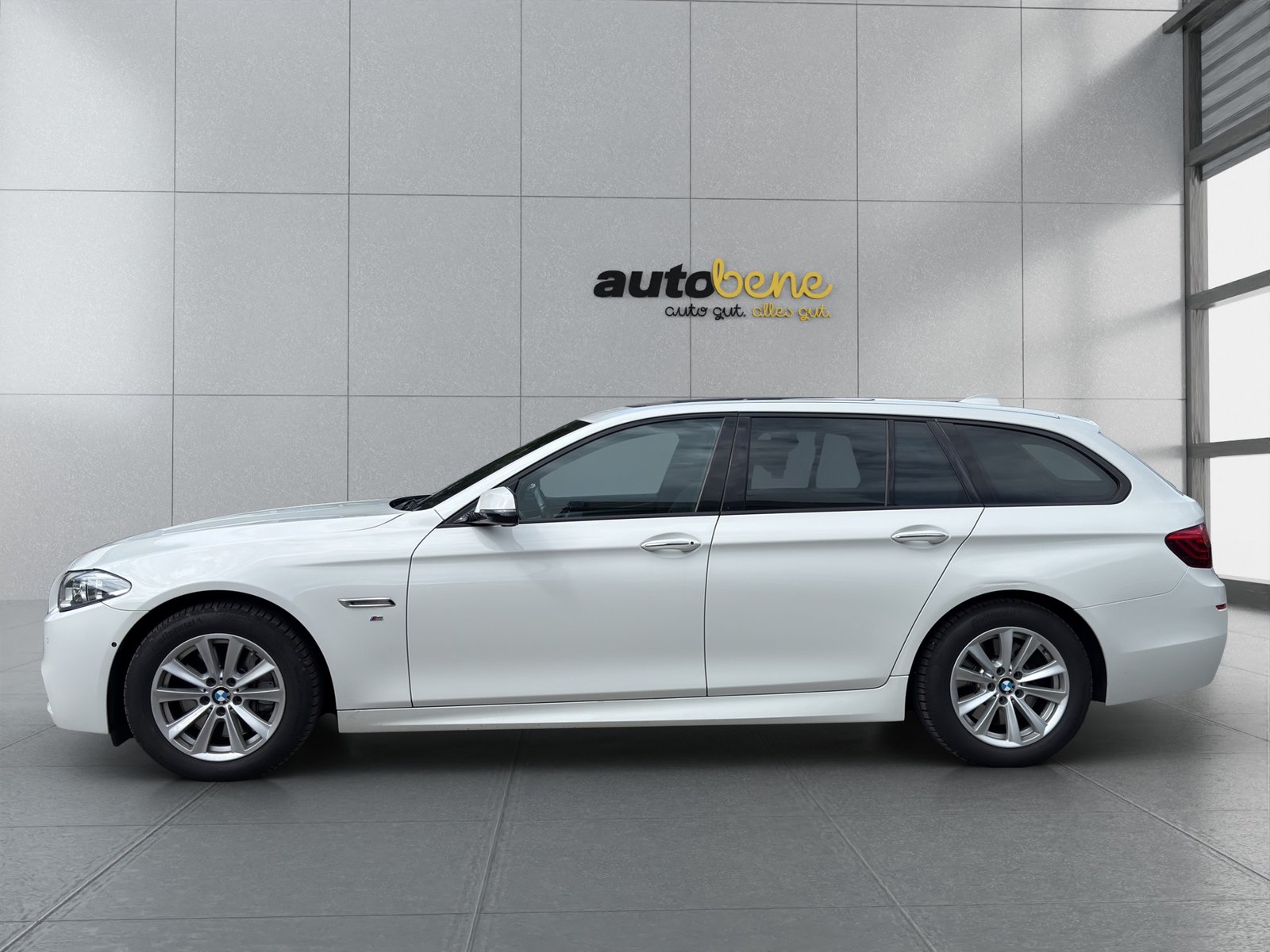 BMW 535d Touring Platinum Sport Edition, Diesel, Occasioni / Usate, Automatico - 4