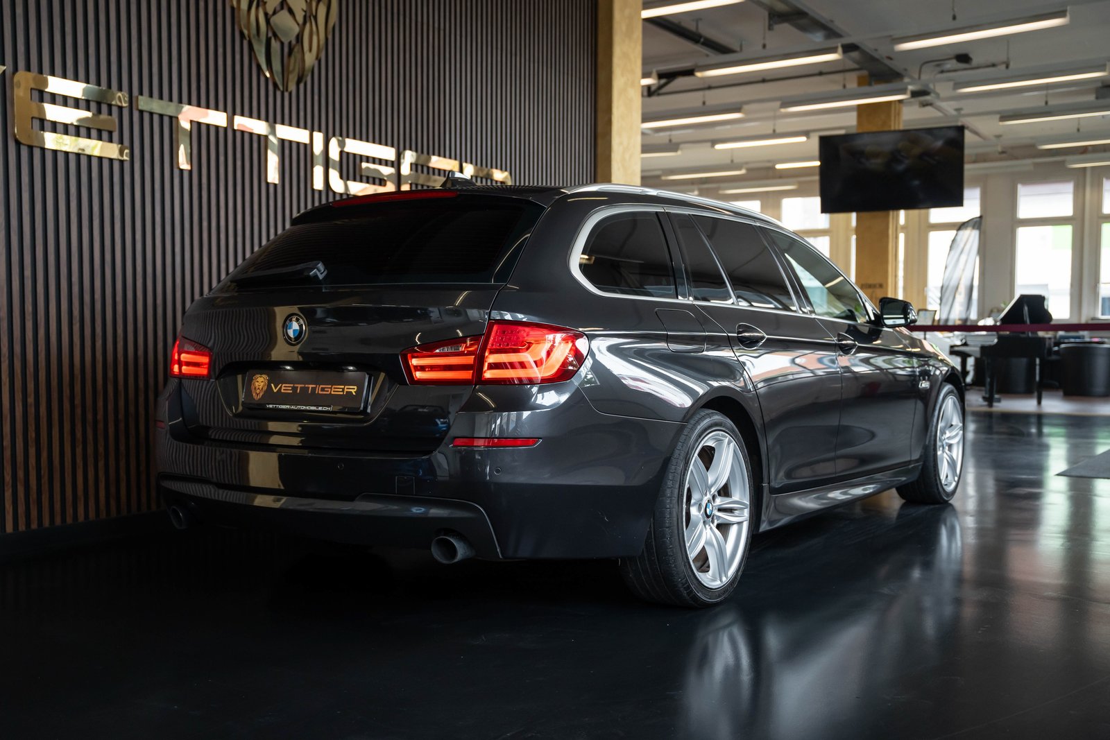 BMW 535i Touring Steptronic M-Sportpaket, Petrol, Second hand / Used, Automatic - 7