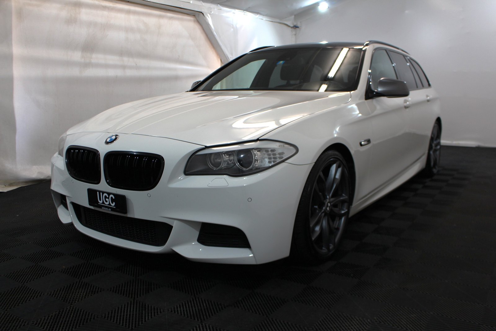 BMW 535d Touring, Diesel, Occasion / Gebraucht, Automatik - 3