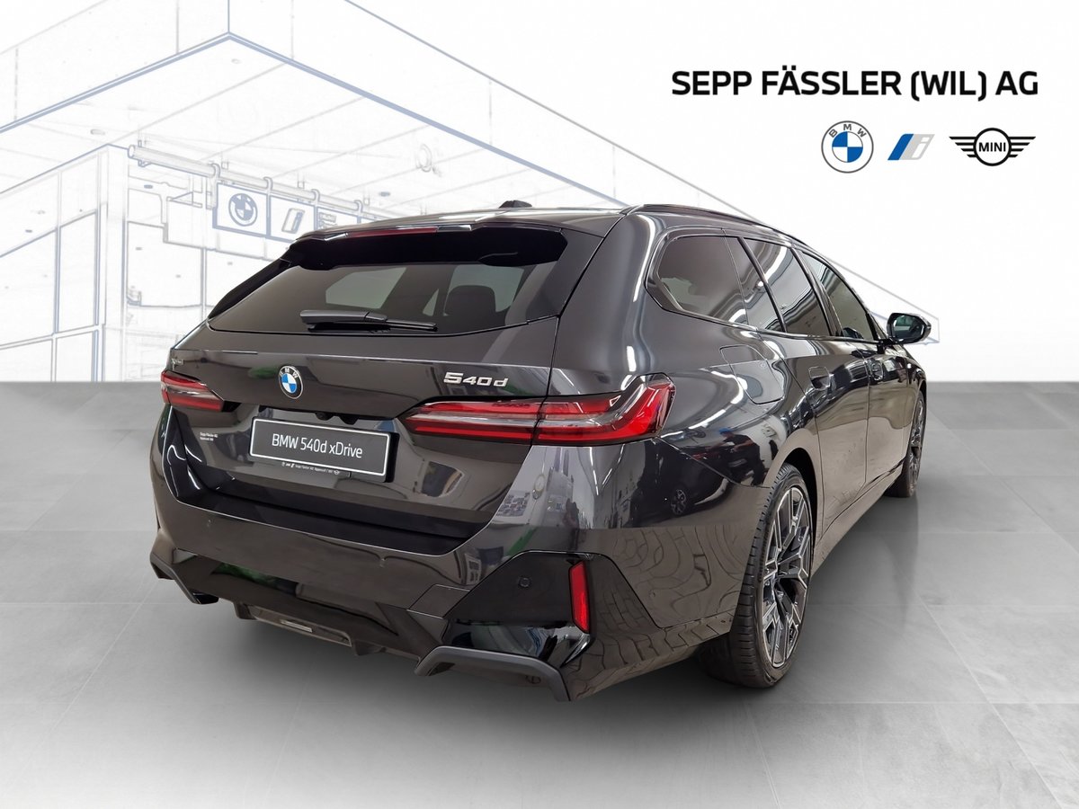 BMW 540d 48V Touring M Sport Pro Steptronic, Mild-Hybrid Diesel/Electric, New car, Automatic - 2