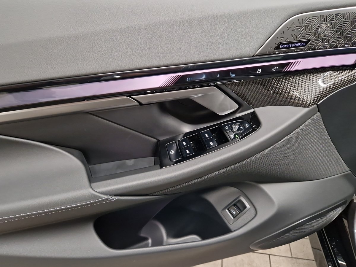 BMW 540d 48V Touring M Sport Pro Steptronic, Mild-Hybrid Diesel/Electric, New car, Automatic - 6