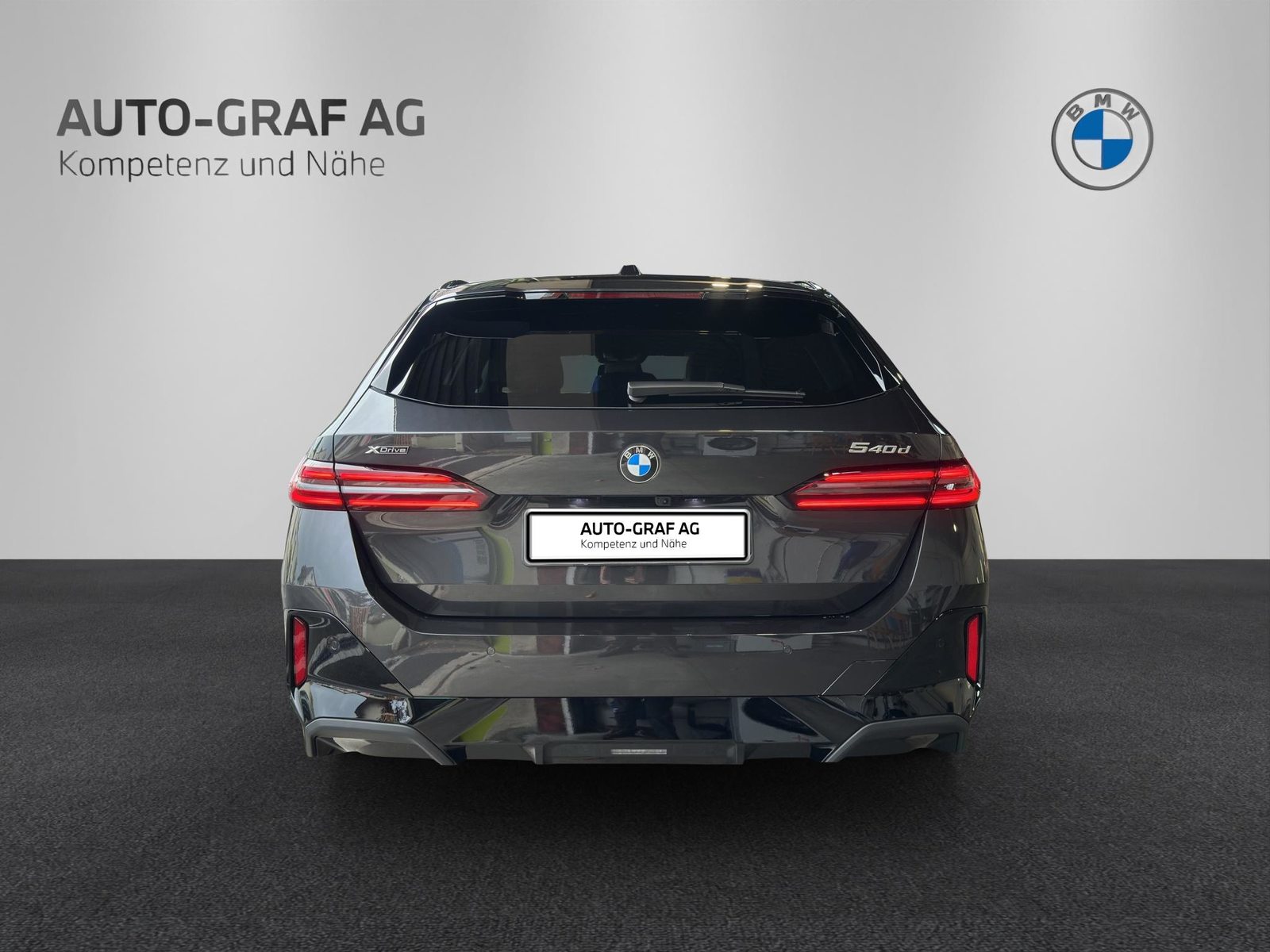 BMW 540d xDrive Touring M Sport Pro, Mild-Hybrid Diesel/Electric, New car, Automatic - 4