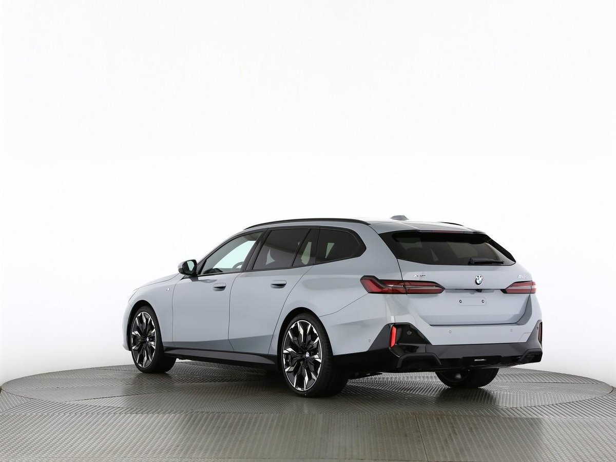 BMW 540d 48V Touring M Sport Pro Steptronic, Hybride Léger Diesel/Électricité, Voiture nouvelle, Automatique - 7