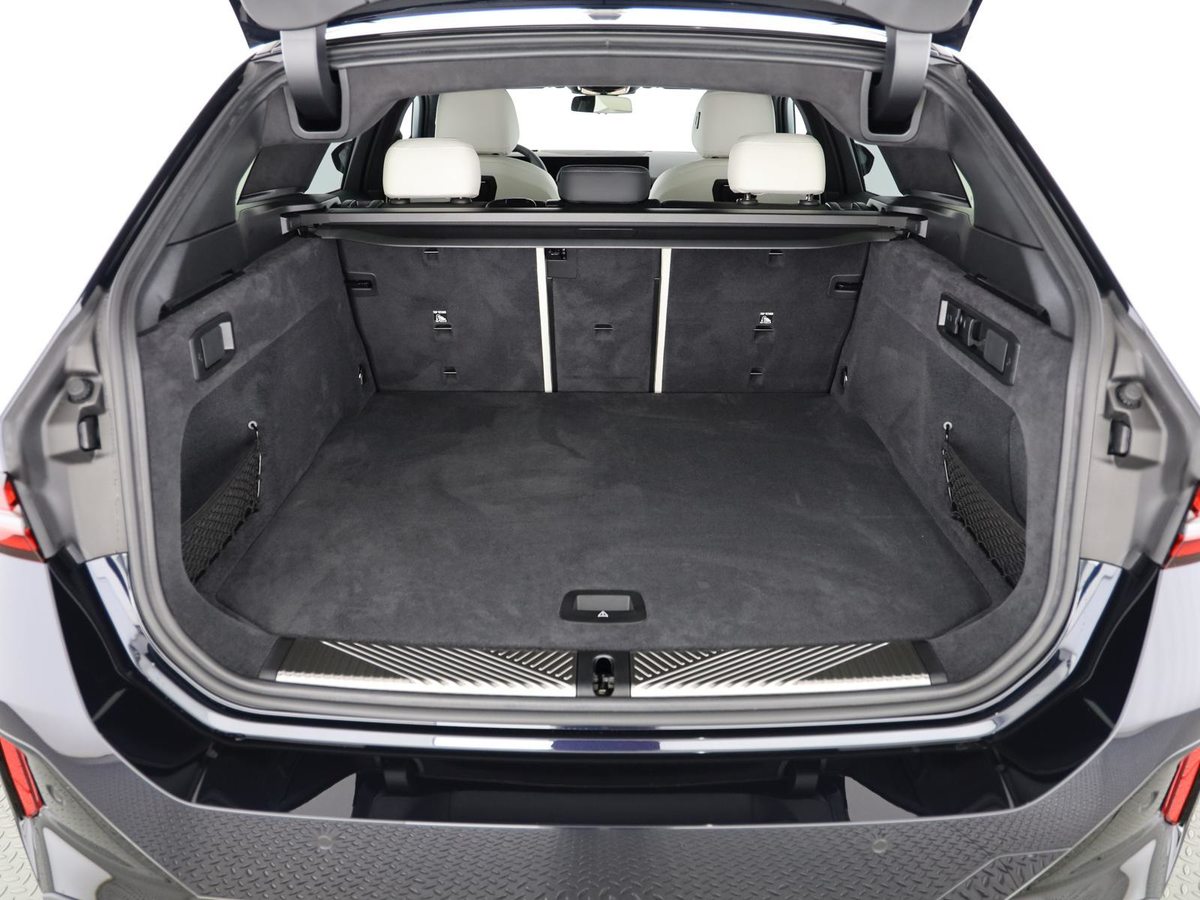 BMW 540d xDrive 48V Touring M Sport Pro Steptronic, Hybride Léger Diesel/Électricité, Voiture nouvelle, Automatique - 7