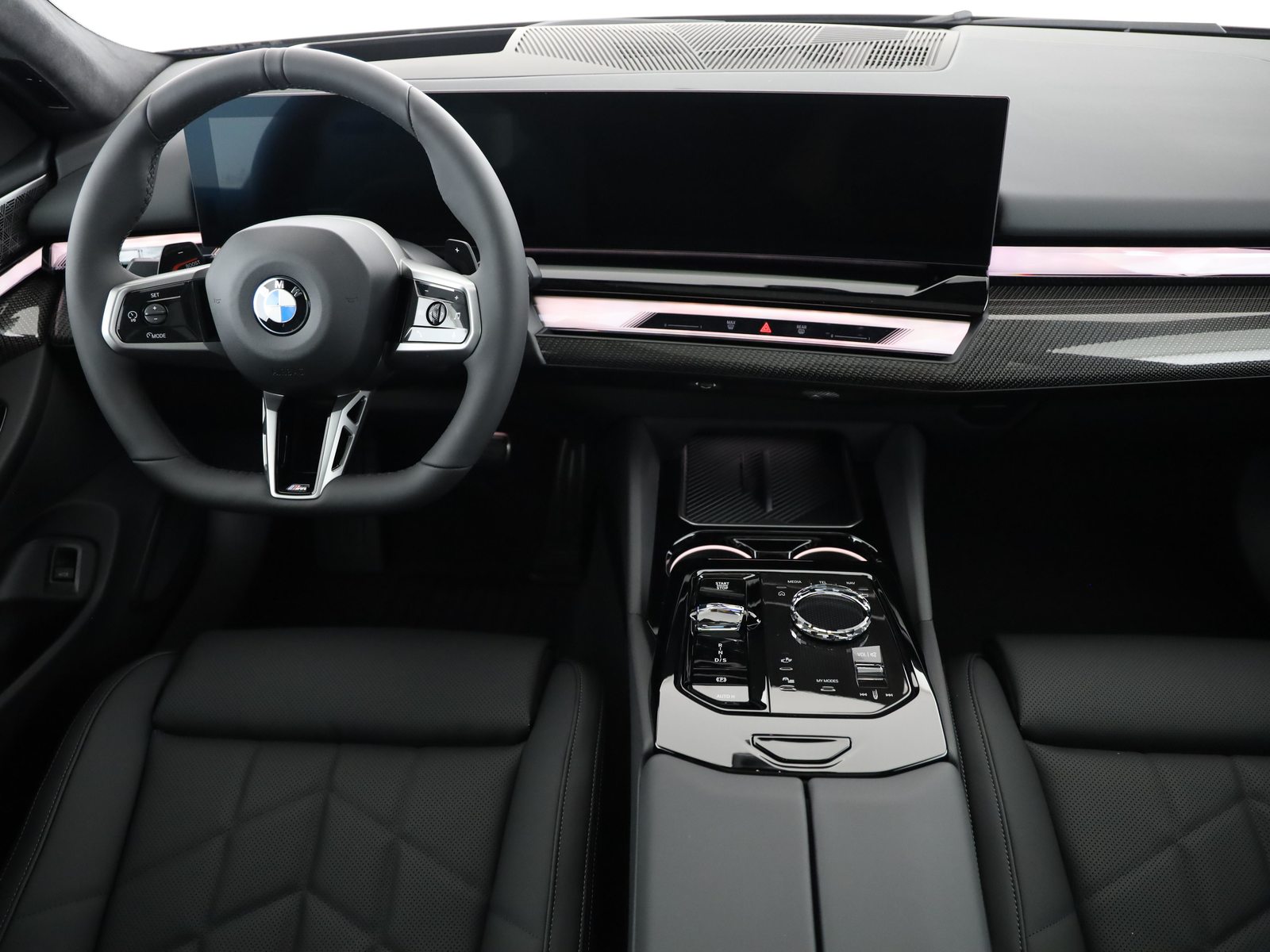 BMW 540d xDrive Touring, Mild-Hybrid Diesel/Electric, New car, Automatic - 5