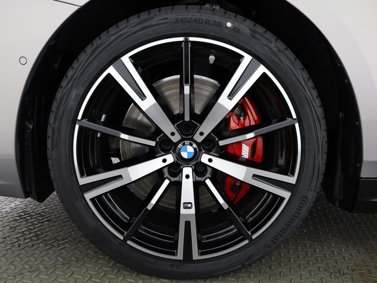 BMW 540d xDrive Touring, Mild-Hybrid Diesel/Electric, New car, Automatic - 7