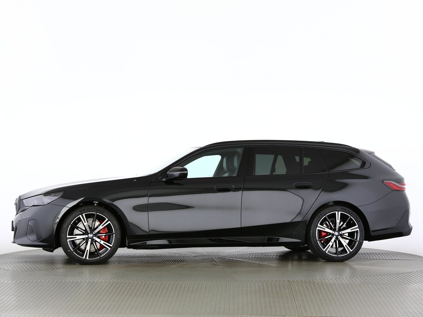BMW 540d xDrive Touring, Hybride Leggero Diesel/Elettrica, Auto nuove, Automatico - 3