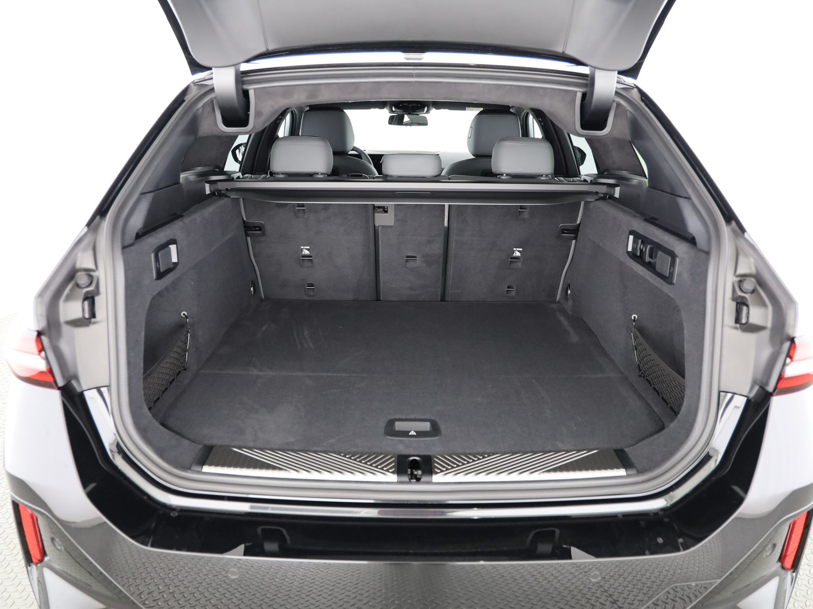 BMW 540d xDrive Touring, Hybride Leggero Diesel/Elettrica, Auto nuove, Automatico - 7