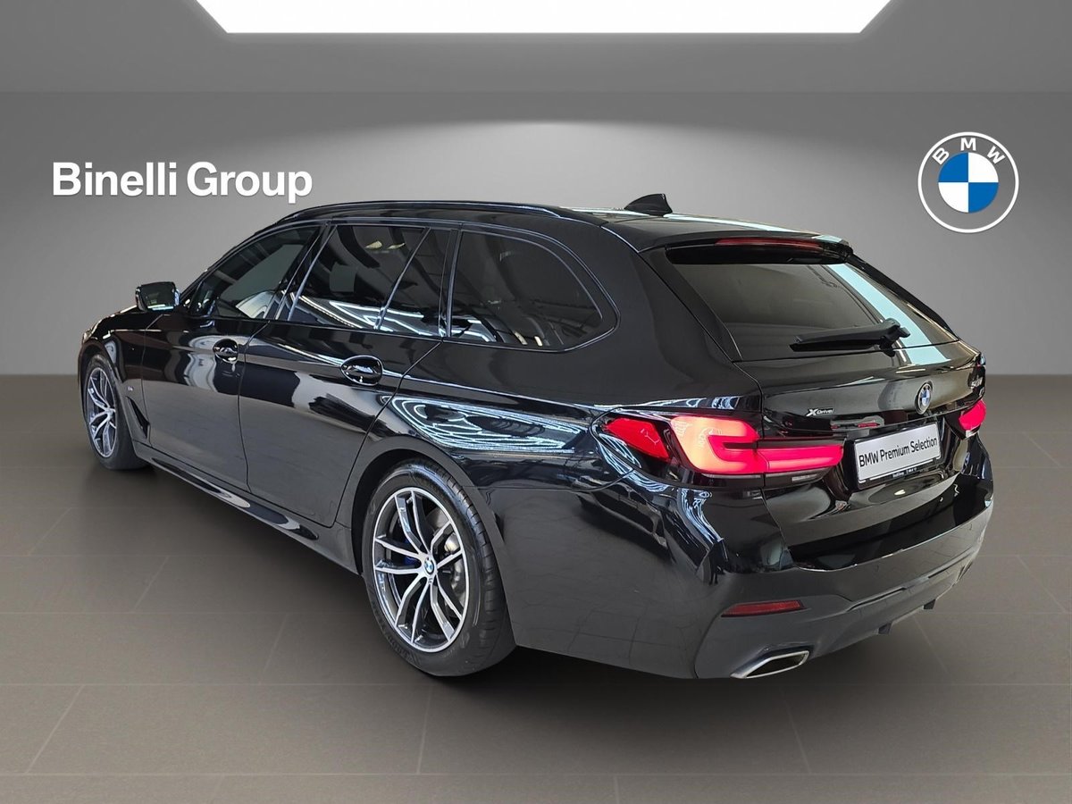 BMW 540i Touring, Hybride Léger Essence/Électricité, Occasion / Utilisé, Automatique - 3