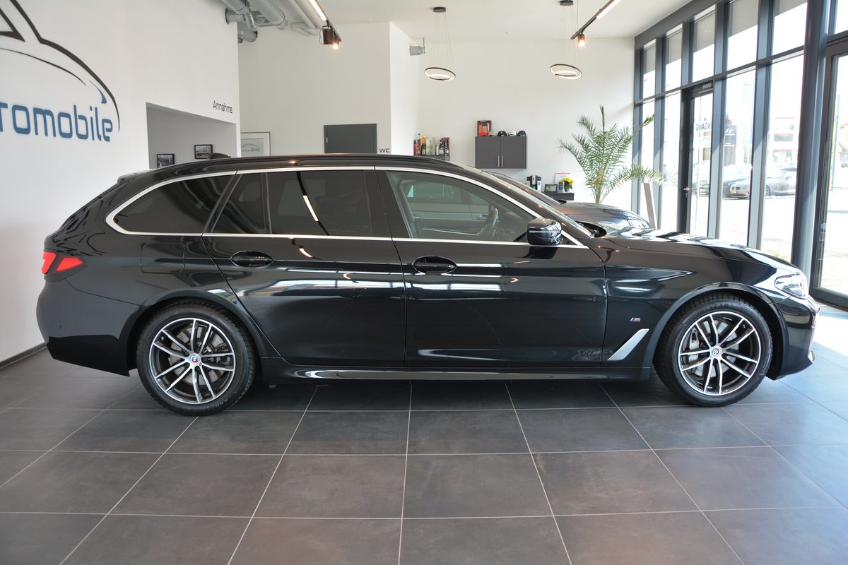 BMW 540i 48V Touring M Sport Steptronic, Hybride Léger Essence/Électricité, Occasion / Utilisé, Automatique - 7