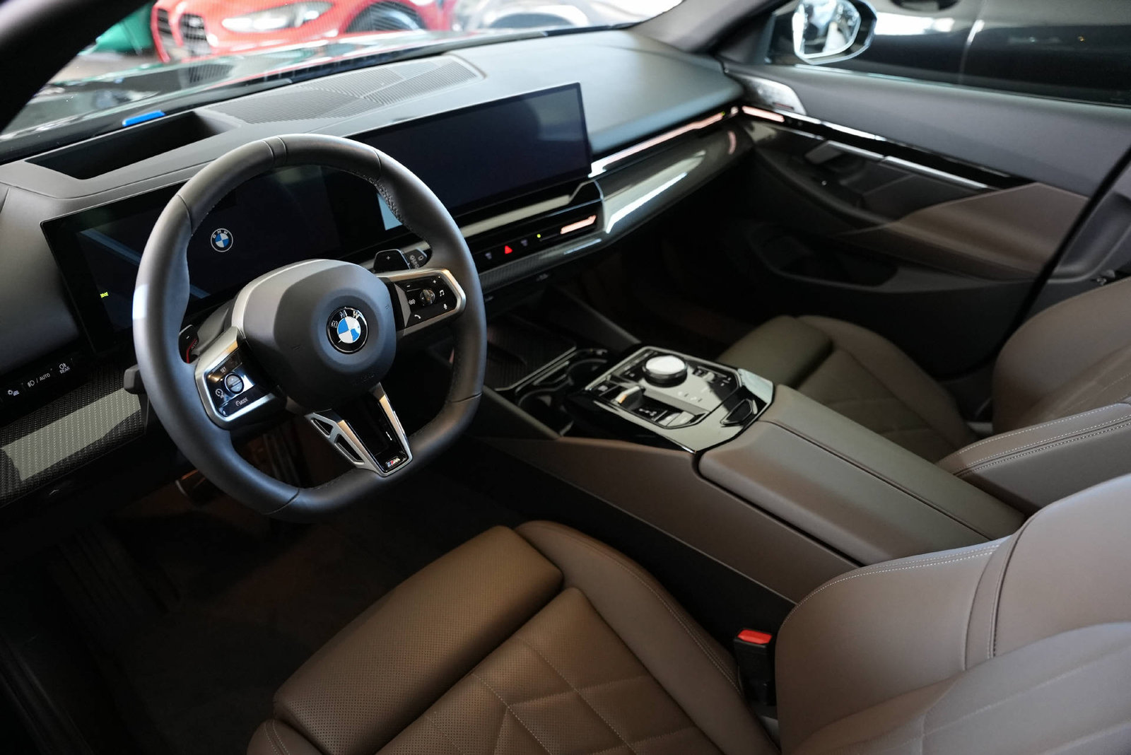 BMW 540d 48V Touring M Sport Pro Steptronic, Mild-Hybrid Diesel/Electric, Second hand / Used, Automatic - 7