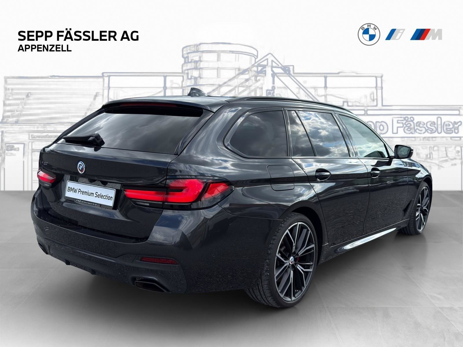 BMW 540i xDrive 48V Touring M Sport Pro Steptronic, Mild-Hybrid Petrol/Electric, Second hand / Used, Automatic - 5