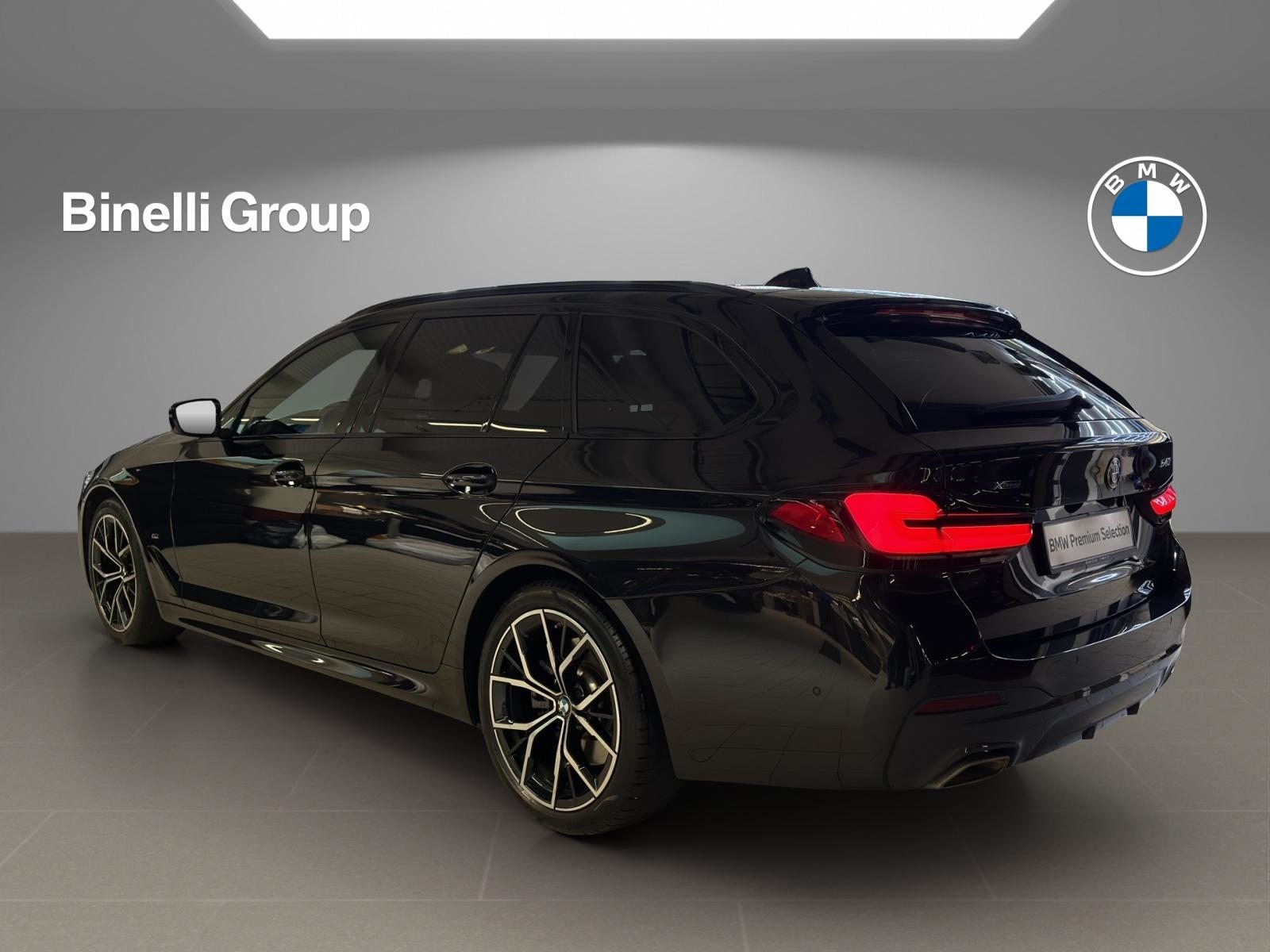 BMW 540i xDrive Touring M-SportPaket, Mild-Hybrid Petrol/Electric, Second hand / Used, Automatic - 3