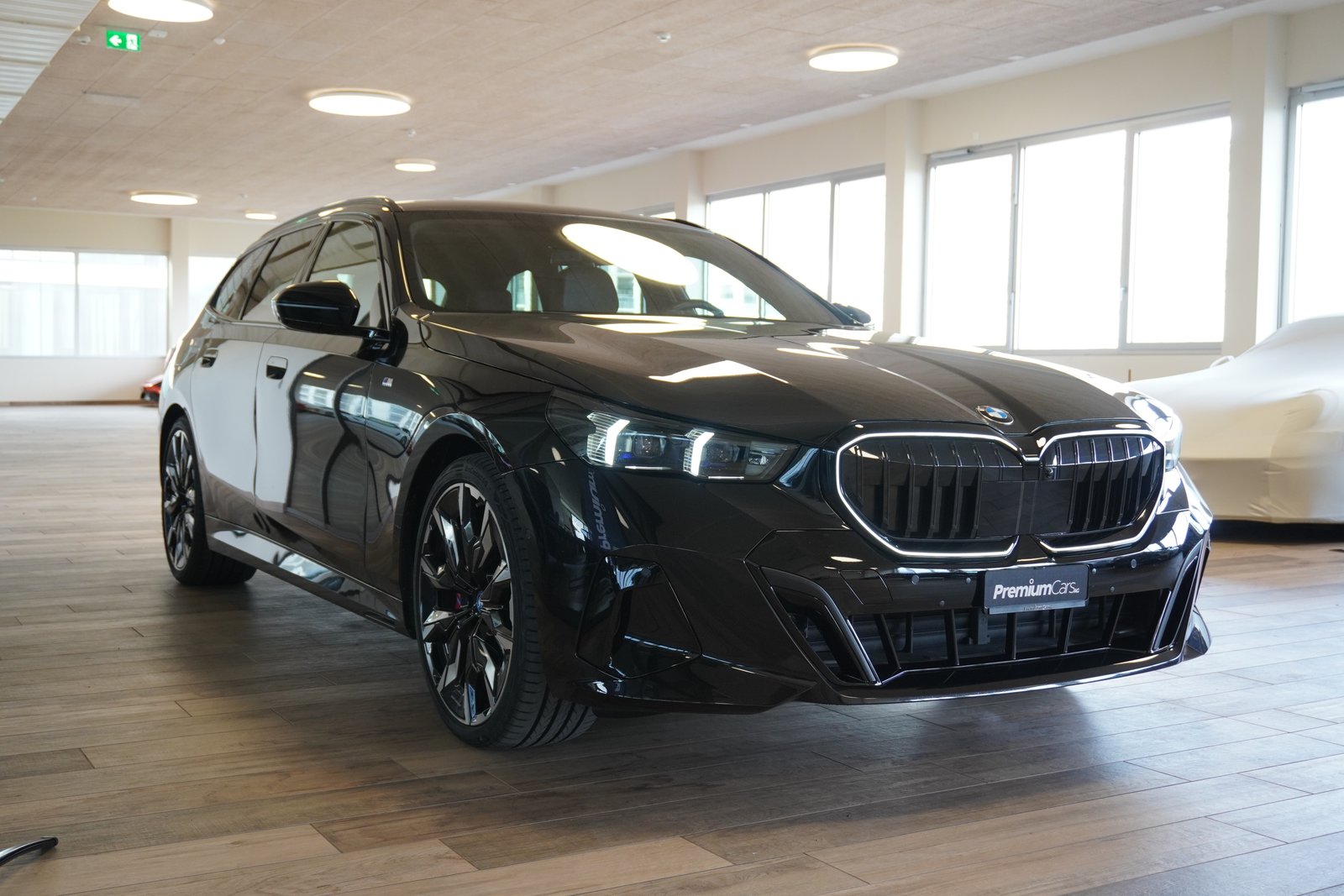 BMW 540d 48V Touring M Sport Pro Steptronic, Mild-Hybrid Diesel/Elektro, Occasion / Gebraucht, Automatik - 3